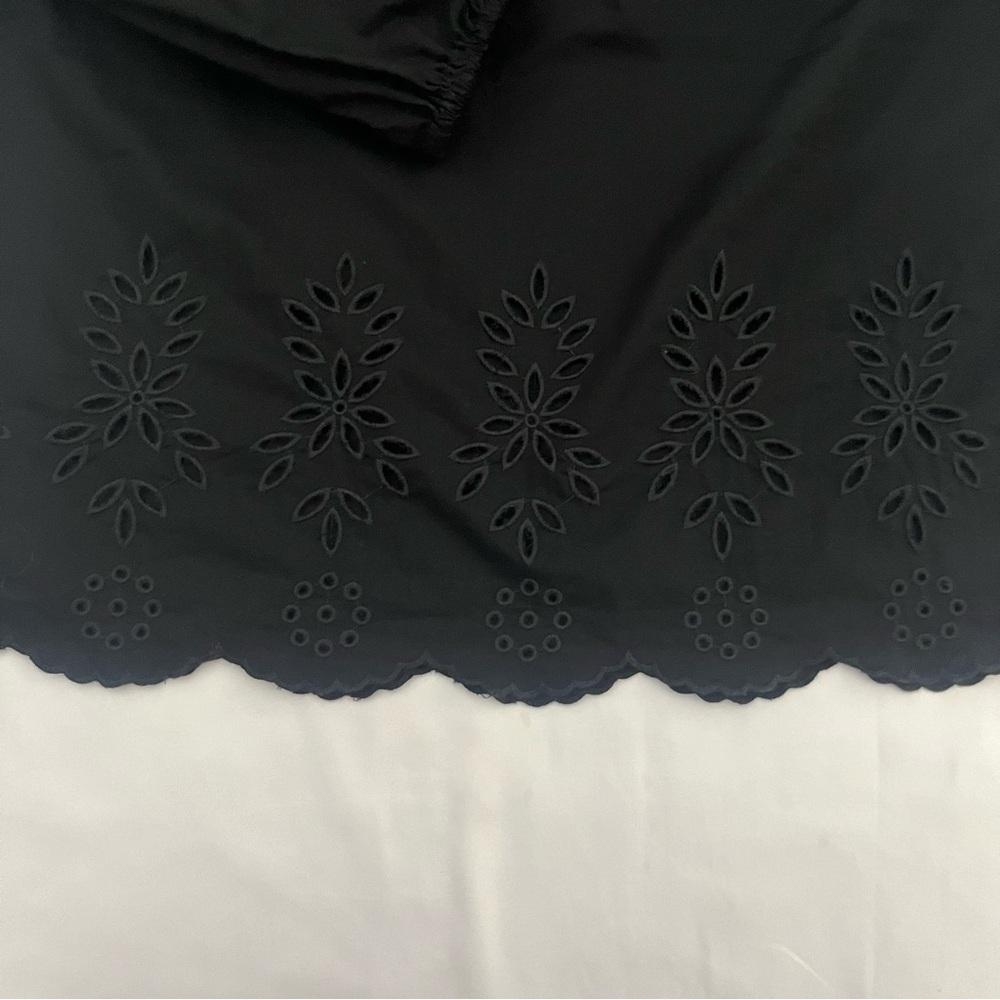 J.‎ Crew Women’s Black Embroidered Eyelet Poplin Mock Neck Blouse Sz XXS - Picture 11 of 12